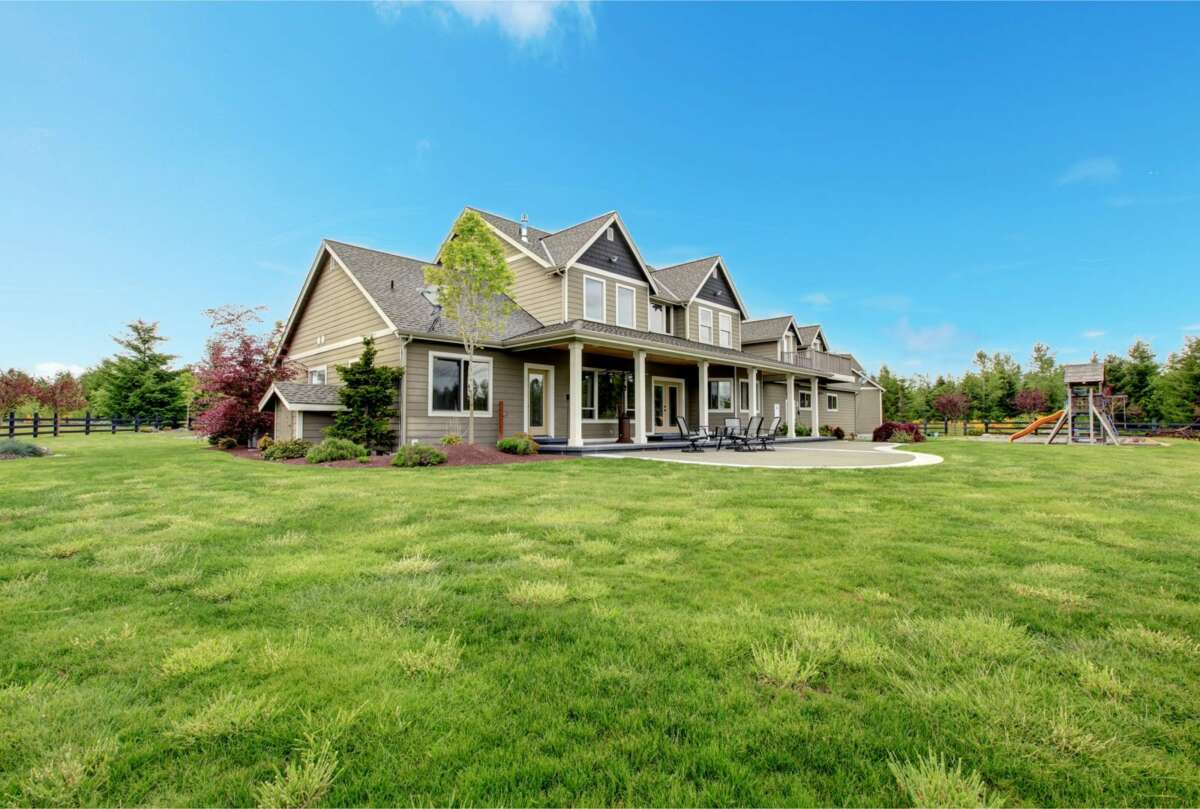 a house in Seneca, South Carolina showcasing Seneca Realty